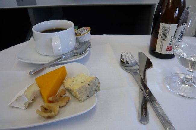 チーズとデザート<br />おいしくいただきました。