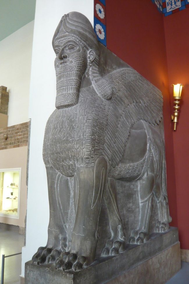 これってイランのでは？　今秋行きたいと思ってるけど、　ＴＶのニュースで知る限り無理かな？