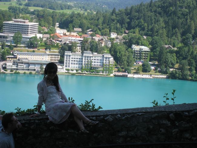 友人に助けてもらって、崖に上ってみました！