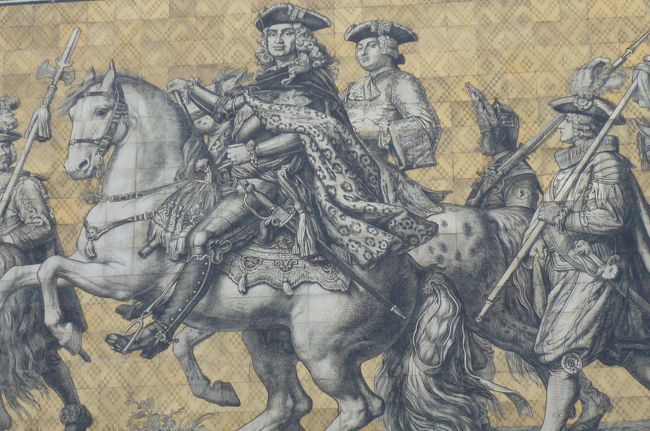 君主の行列　この方がアウグスト強王。