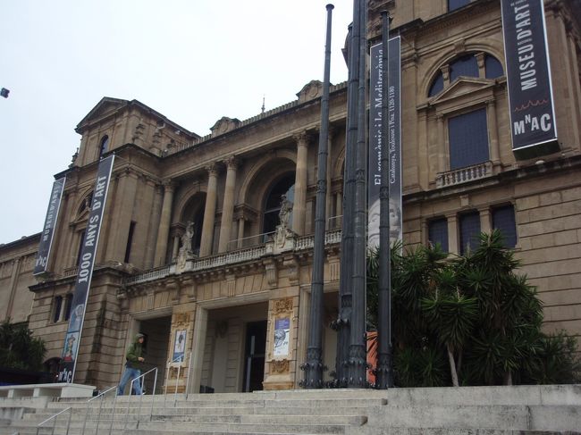 バルセロナのモンジェイックの丘（バルセロナオリンピックでマラソンのゴール）にあるカタルーニャ美術館。<br /><br />