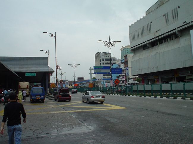 来た道を戻り<br /><br /><br />そのままシンガポールさんへ再入国します。<br /><br /><br />この後はシンガポール編をご覧下さい。