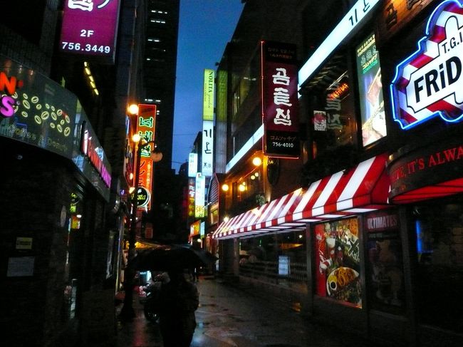 特にする事もなく<br /><br /><br />ミョンドンをフラフラ。