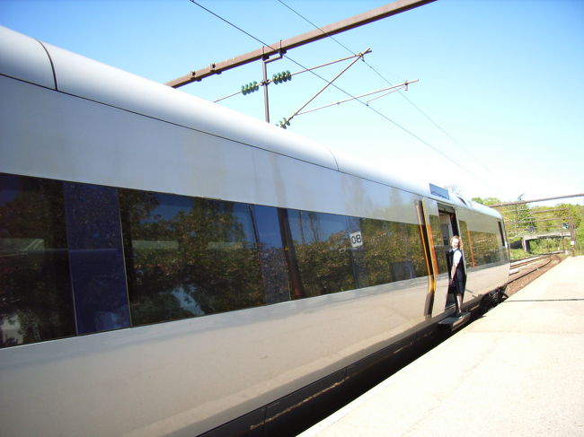コペンハーゲン中央駅からエストー（S-tog・コペンハーゲンの近郊列車）に乗る。
