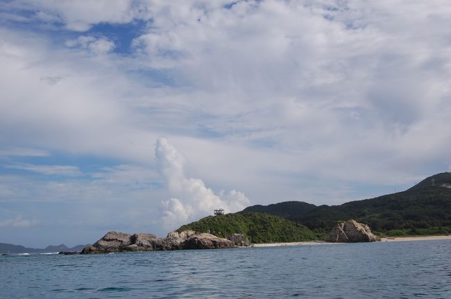 スタッフのみなさん、楽しい時間をありがとうございます♪<br /><br />このシーズンは離島に行くことが多いみたいで、私も行くことができました♪<br /><br />残念ながら・・・水中カメラが不調で使えなくなってしまったので今回は陸の写真のみです↓↓<br />