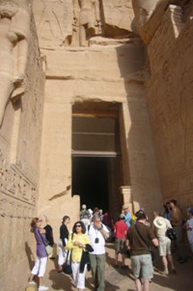 中にも入る事ができますが、残念ながら写真撮影はＮＧです。