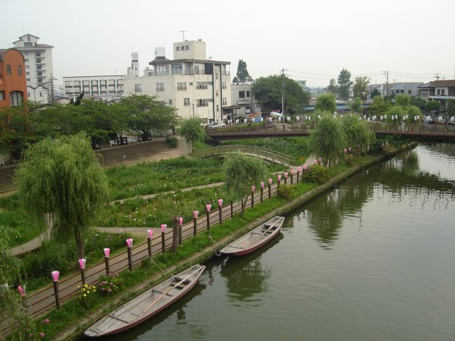 18:30から園内がライトアップされるようでしたが、<br />メロンで満足してしまったので、園内を散歩して<br />埼玉へ戻ります。<br /><br />海にも行ってみれば良かったな〜。<br />また近いうちに茨城に行ってみようと思います。