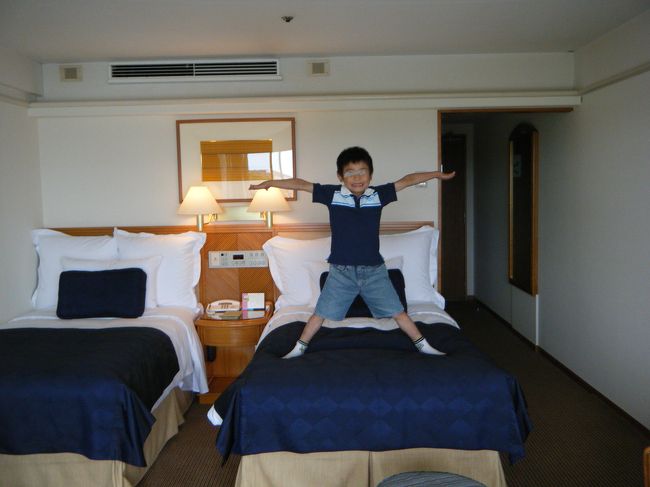 早速部屋にて。今日はルネッサンスツインに宿泊です。