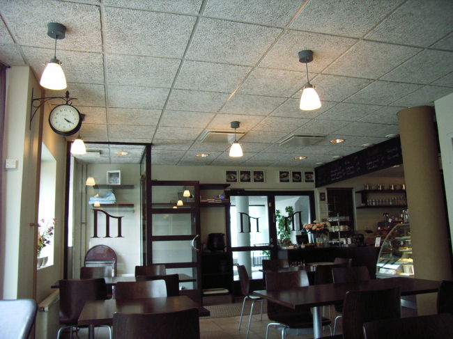 時間が16時台という中途半端な時間だったからか、お店にはお客さんが誰もいなかったのですが、とてもおしゃれな感じの落ち着いた良いカフェでした。 <br />