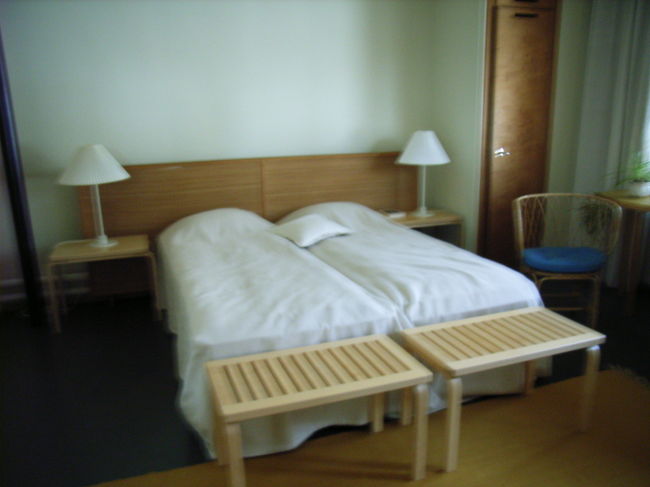 こちらはゲスト用の寝室だったかな？