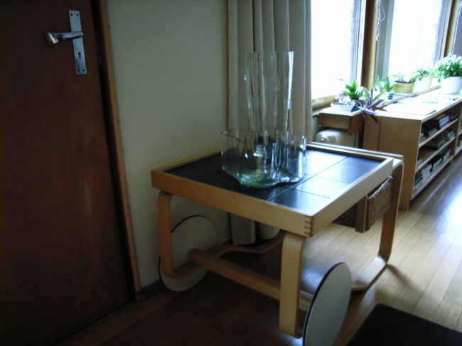 イッタラのフラワーベース。