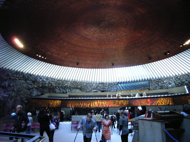 教会に立ち寄ると本当にいろいろな力を貰える。