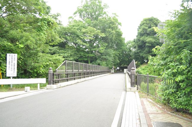 水郡線の陸橋を水戸一高へ