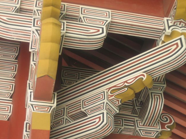 琉球カラーの装飾。<br />きれいです♪