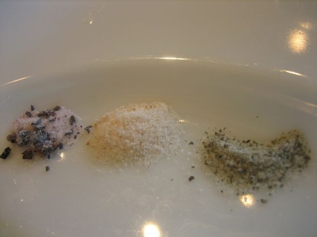 お塩も<br />ハイビスカス、オレンジ、バジルの3種類