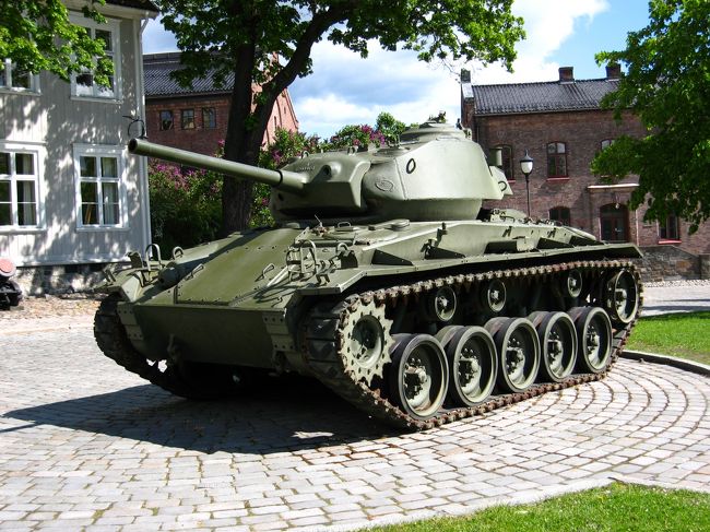 奥にある、陸軍博物館まで足を延ばしました。