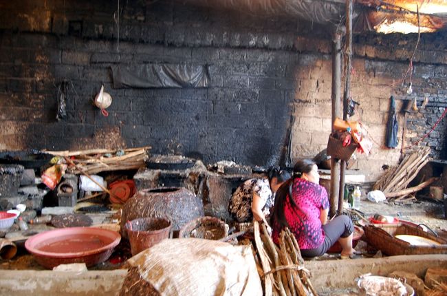 貴州省少数民族之旅(7)溶江の美味しい料理に舌鼓みの後は三宝のトン族