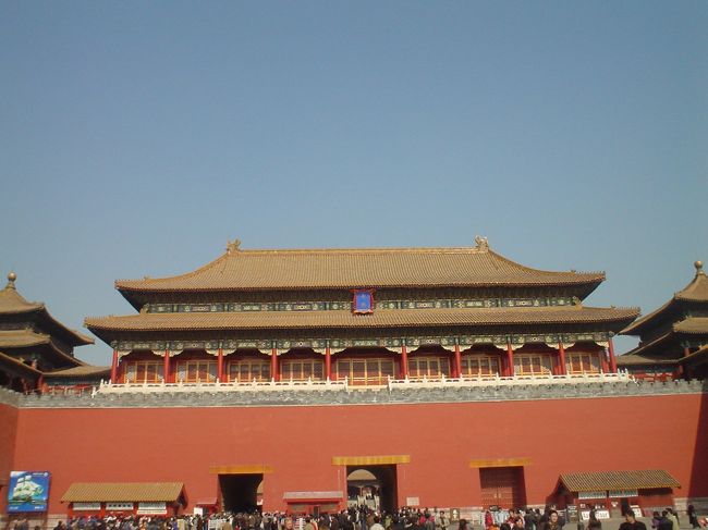 午門ですね。<br /><br /><br />いやぁ。<br /><br /><br />大きい。