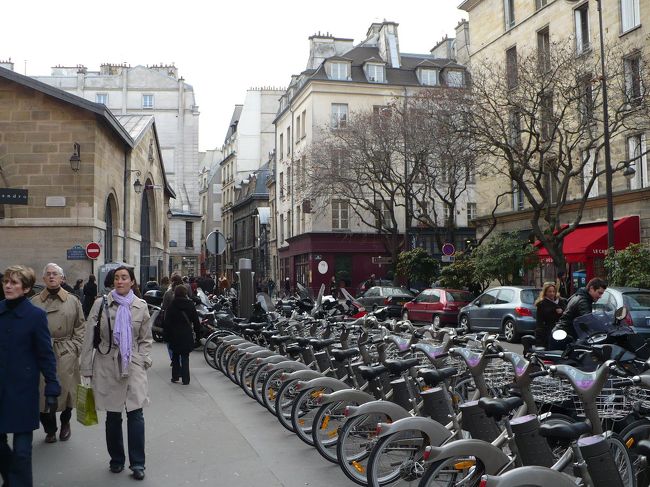 フランス旅行 自転車 雨の日