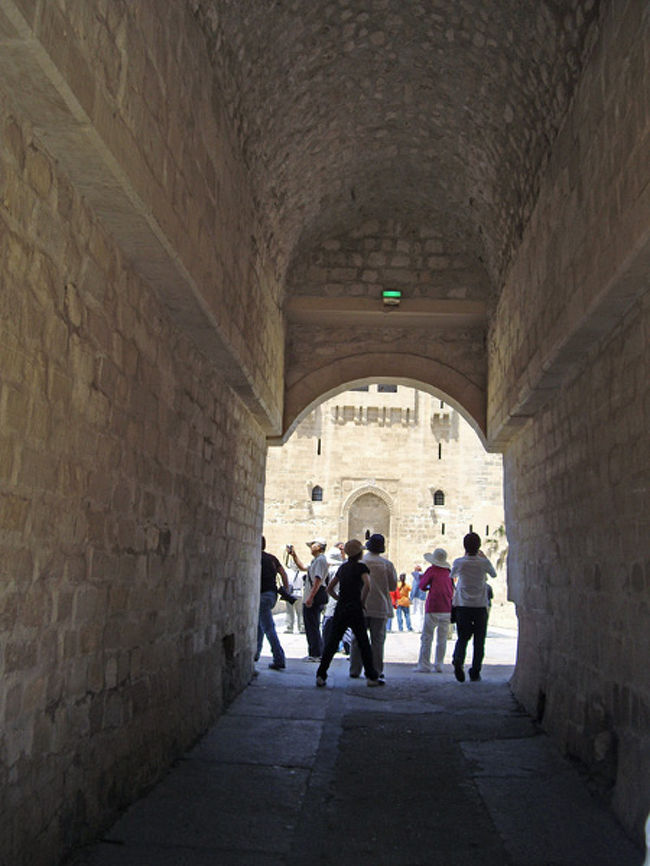 このゲートをくぐると・・・