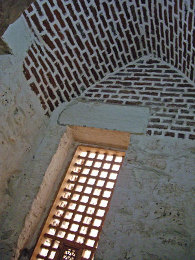 この要塞の中の階段の段差は高いのでけっこうつかれるかも・・・