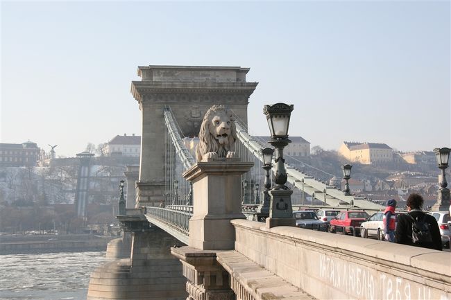 寒いのにそれでも観光客は結構いて皆記念撮影をしてました。