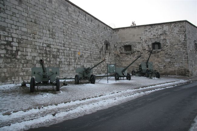 丘を少し降りてツィタデッラ（要塞）へ。