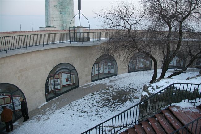 ツィタデッラ（要塞）内を撮影、第２次大戦中の写真が多く飾られていました。