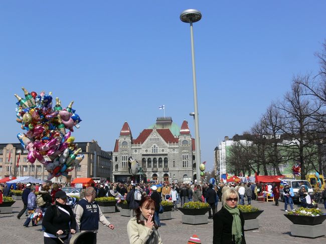 タンペレ同様、なぜかヘルシンキでも風船が流行ってるようで･･･