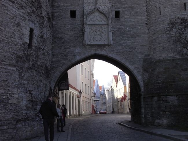 旧市街は別世界のよう。