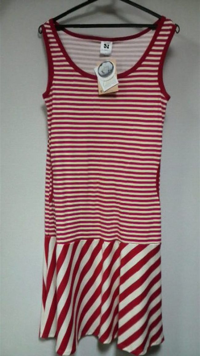 こちらもナンソで試着してかわいかったので思わず購入。