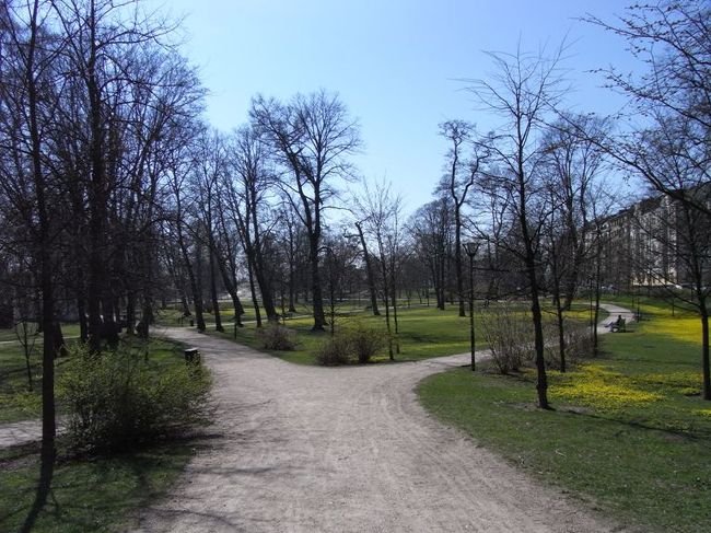 トラムでカイヴォプイスト公園に辿り着いた。
