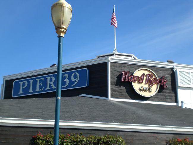 ピア39の中にあります。<br />以前は別の場所にあったとか。