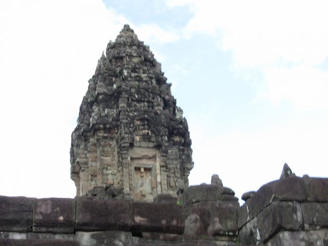 バコン遺跡。<br />とうもろこしのような形。<br />昔の人がこのような物を作ったとは・・<br />建築技術が高かった。<br />