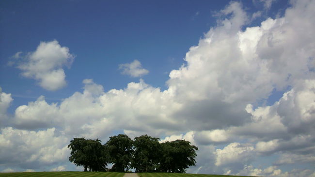 雲がすごい！<br />こんな所で永眠できたら幸せ。