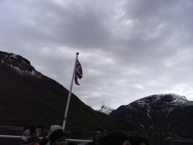 少し寒々しい光景。