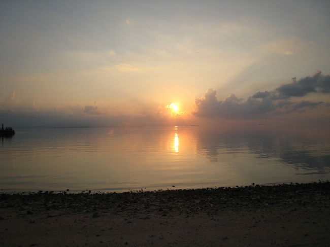 食後は夕陽を見に行きました。<br />