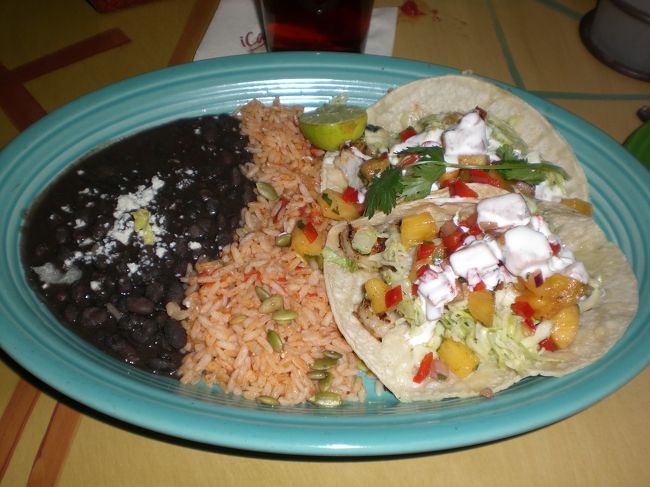 結局は初め目に付けていたメキシコ料理へ。<br />う〜ん．．．まめがマズイ<br />