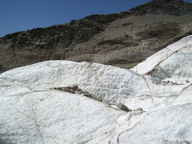 戻って行きます。。