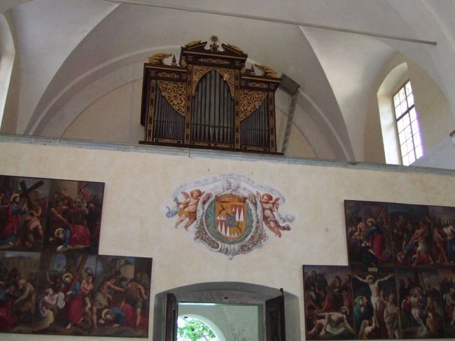 パイプオルガンもありました。