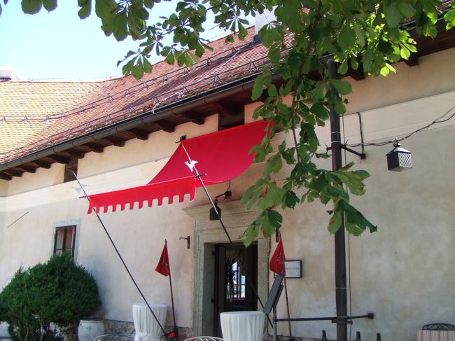 レストランの入り口。