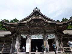 大神山神社奥宮です・・・建物は国の重要文化財の指定を受けていて、大己貴命が祀られています大己貴命は大国主神の別名だそうです。
