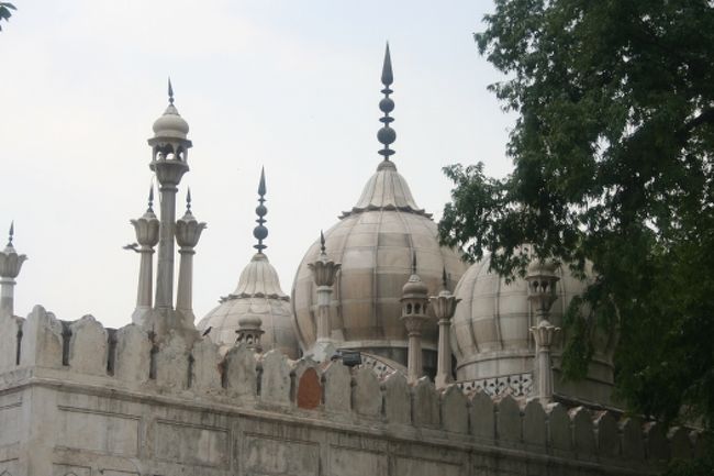 モーティー・マハル<br /><br />アウラングセーブ帝の専用モスク。<br />別名 真珠の宮殿。<br />