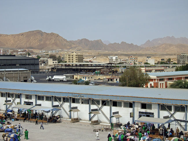 あれがターミナル？