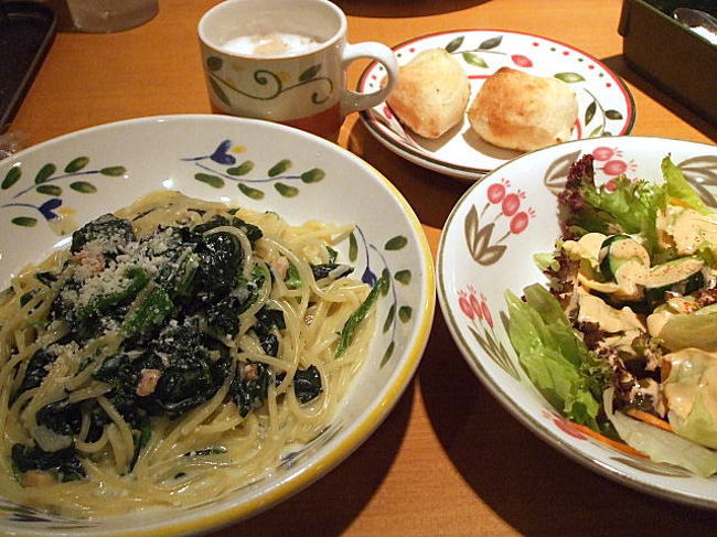 ･2009/7/3<br />本日はリーズナブルに「サイゼリア」でランチ♪<br />