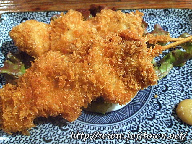 ･2009/7/10<br />その後経理のお手伝いをして帰宅すると、jojitownサポーターさま「NORO」のマスターかとサンから携帯に怪しい感じの画像が送られてきたのです。<br /><br />「何！誰！」と思わず返信をし、一目散にチャリをこいでご本人さまとお会いしました。<br /><br />そのお方は両腕にギブスですよ生まれて初めて両腕を三角巾で吊った人に生でお会いしました。<br /><br />でも、頭やお顔は無傷だったので、ウーロン茶をかわいらしくストローで飲むお姿を隣で拝見していると、何とも失礼極まりないのですが、ついつい笑ってしまいました。<br /><br />その笑いは、実はそのお姿で済んでヨカッタということで出てしまったのです。なので、その後は今夜のおすすめの串かつを食べました。何の脈絡もありませんが・・・ね。