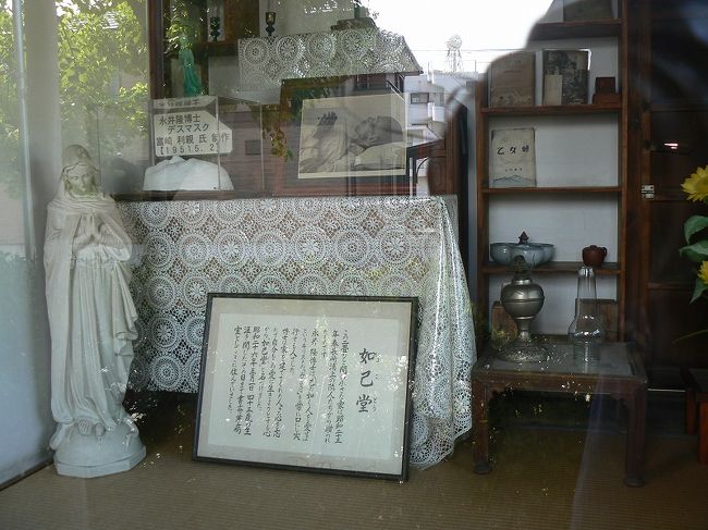 如己堂<br /><br />白血病の療養のため1948年に建てられ、<br />永井博士が亡くなるまでの約3年を過ご<br />しました。<br />