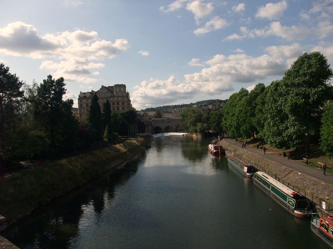 【バースの風景】<br />本当にこじんまりとのどかで美しい街です。