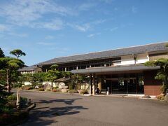 この旅のお宿は、南紀勝浦にある
湯快リゾート系列の「越之湯」というホテルでした。