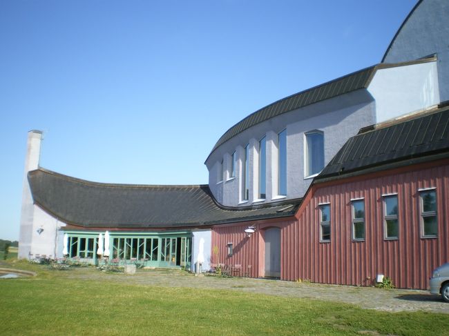 ここがコンサートホールとなった、「ブルホール」です。<br />いろいろなコンサートや、オイリュトミー公演が開かれるようです。